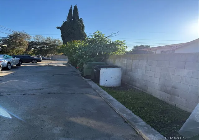 4th image of 9501 Holmes, Los Angeles, CA 90002 | MLS# RS26016797