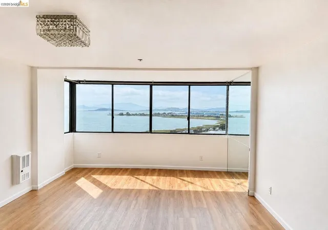 Homes for sale in Albany, CA | 555 Pierce St #735, Albany, CA 94706 | MLS# 41122084
