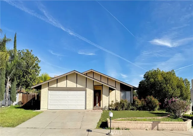 Photo 1 of Sale Pending at 209 Ohio, Lake Elsinore, CA 92530 | MLS# IG26018576 | Listing updated on 2026-04-07