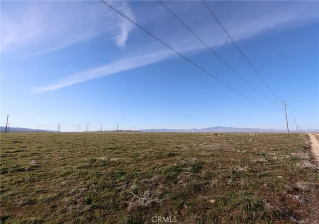 3rd image of 0 Vac/Vic, Del Sur, CA 93536 | MLS# PF26018606