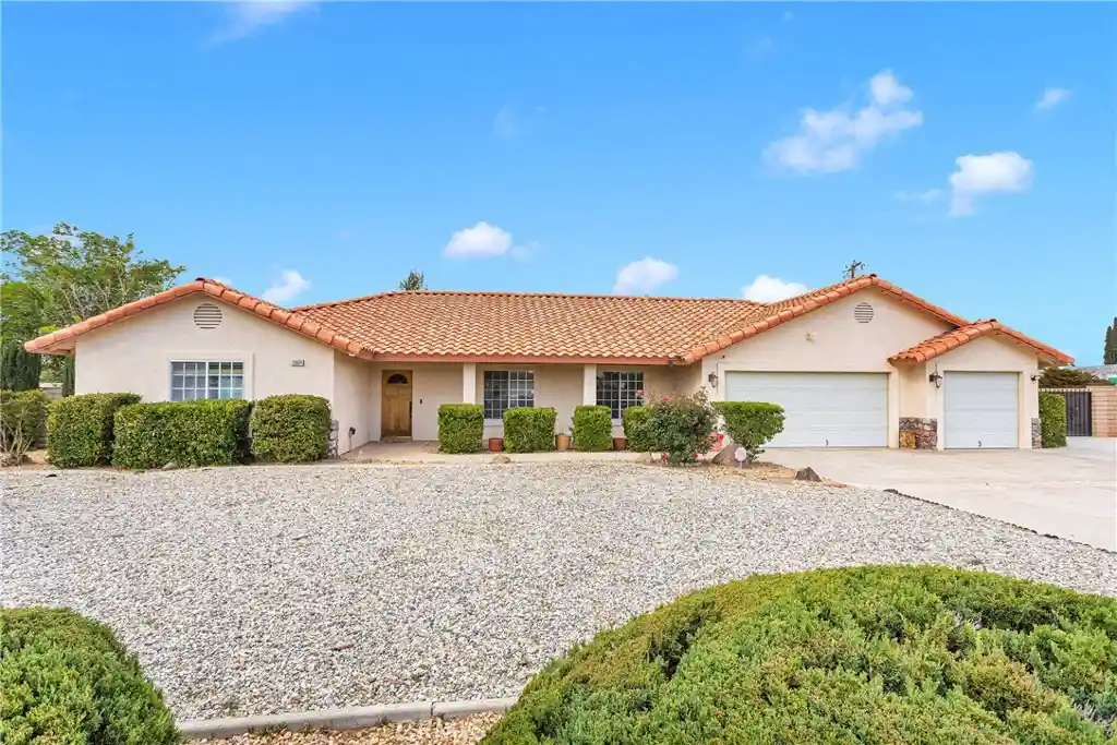 Photo 1 of Single family home for sale at 19804 Haida Rd, Apple Valley, CA 92307 | MLS# HD26018726 | Listing updated on 2026-03-06