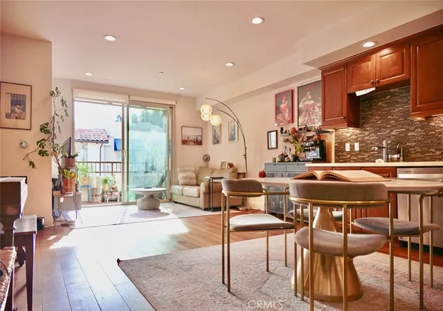 3rd image of 627 Deep Valley Dr #PH615, Rolling Hills Estates, CA 90274 | MLS# TR26018689