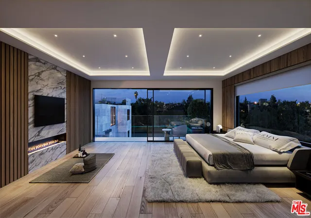 Photo 3 of Mansion for sale at 627 17th Street, Santa Monica, CA 90402 | MLS# 26632801 | Listing updated on 2026-10-07