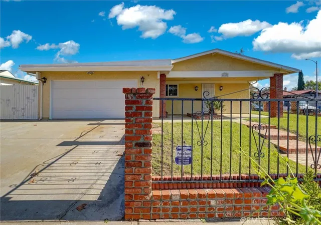Homes for sale in Chatsworth, CA | 10532 Eton, Chatsworth, CA 91311 | MLS# SR25279063
