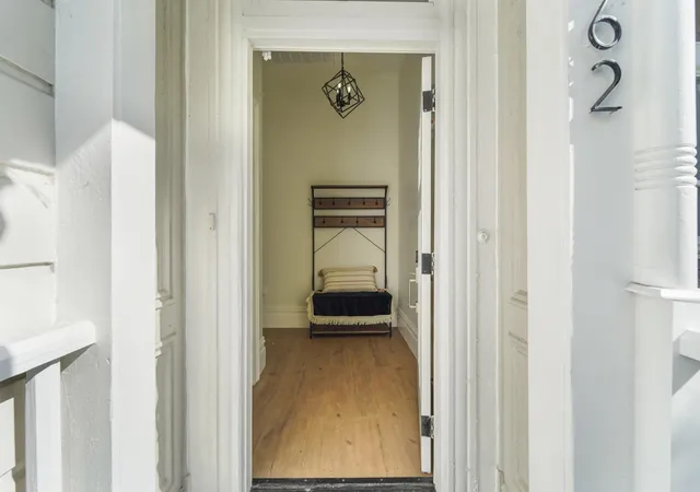 Photo 4 of Single family home for sale at 1662 14th Street, Oakland, CA 94607 | MLS# 41122117 | Listing updated on 2026-02-02