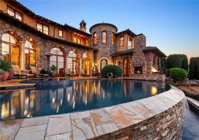 Photo 1 of Mansion for sale at 4 Yellow Brick Rd, Rancho Palos Verdes, CA 90275 | MLS# SB26013765 | Listing updated on 2026-09-30