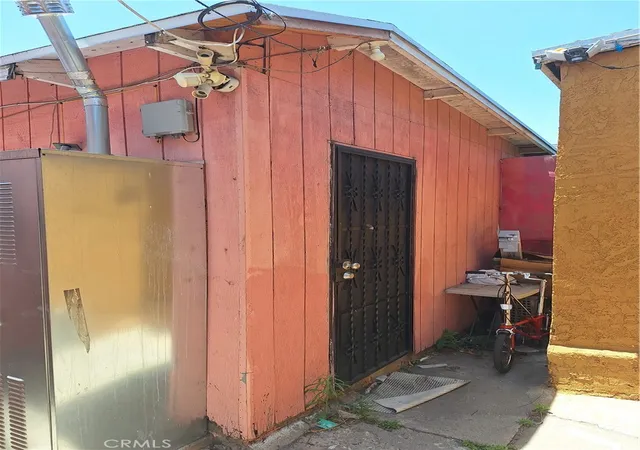 5th image of 1031 S Ditman, Los Angeles, CA 90023 | MLS# CV26018950