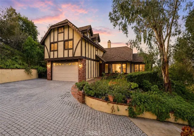 Photo 1 of Single family home for sale at 24300 Sylvan Glen, Calabasas, CA 91302 | MLS# PW26018891 | Listing updated on 2026-09-30