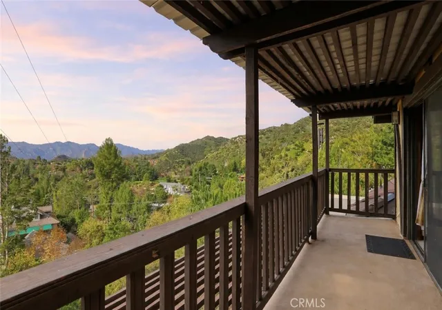 Photo 2 of Single family home for sale at 24300 Sylvan Glen, Calabasas, CA 91302 | MLS# PW26018891 | Listing updated on 2026-09-30