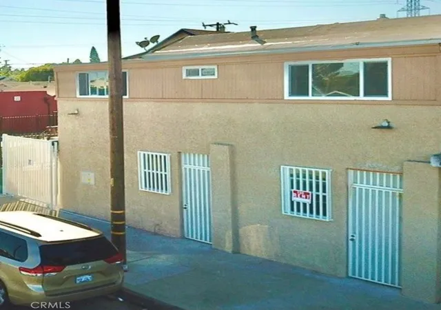 Photo 4 of House for sale at 9705 S Normandie, Los Angeles, CA 90044 | MLS# IN26018995 | Listing updated on 2026-04-20