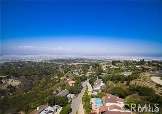 2nd image of 8 Chaparral Ln, Rancho Palos Verdes, CA 90275 | MLS# NP26010762