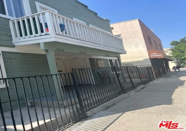 3rd image of 1137 S Union Ave, Los Angeles, CA 90015 | MLS# 26643661