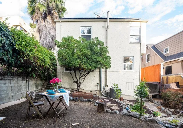 Homes for sale in Oakland, CA | 2925 El Monte Ave, Oakland, CA 94605 | MLS# 41122166