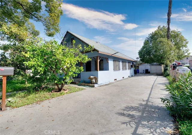 Photo 1 of Sale Pending at 2112 Lincoln Park, Los Angeles, CA 90031 | MLS# AR26019341 | Listing updated on 2026-05-27