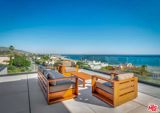 Photo 3 of Mansion for sale at 23917 Malibu Rd, Malibu, CA 90265 | MLS# 26643593 | Listing updated on 2026-10-04