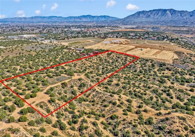 5th image of 6600 Crockett Ave, Hesperia, CA 92345 | MLS# HD26018952