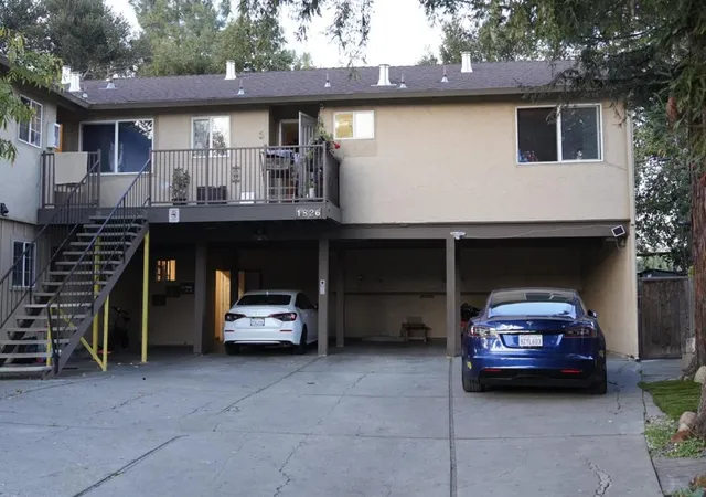 3rd image of 1826 Higdon Ave, Mountain View, CA 94041 | MLS# ML82032686