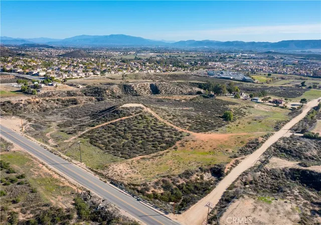 4th image of 23777 Wildomar Trl, Wildomar, CA 92595 | MLS# PW26019074