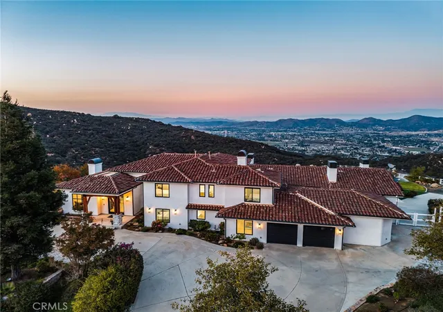 Photo 2 of Mansion for sale at 37731 Via Baya, Murrieta, CA 92562 | MLS# OC25280006 | Listing updated on 2026-09-18