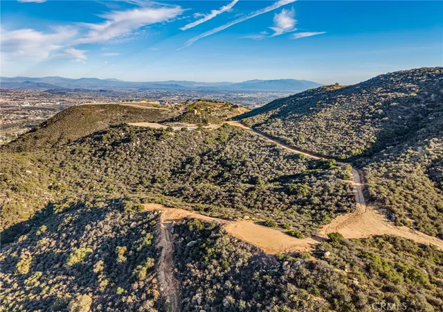 Photo 1 of Land for sale at 1 Via Baya, Murrieta, CA 92562 | MLS# OC26015033 | Listing updated on 2026-03-03