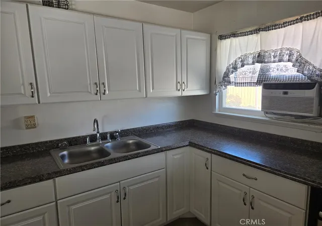 Photo 4 of Single family home for sale at 6163 Sun Ct, Twentynine Palms, CA 92277 | MLS# JT26019544 | Listing updated on 2026-03-20