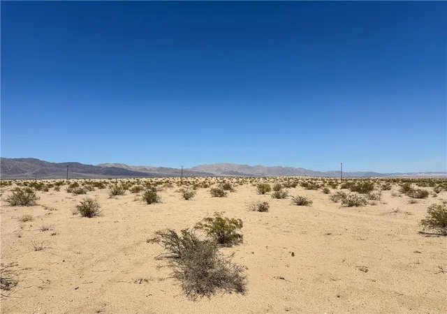 Homes for sale in 29 Palms, CA | 12 Cadiz Ave, 29 Palms, CA 92277 | MLS# JT26019622