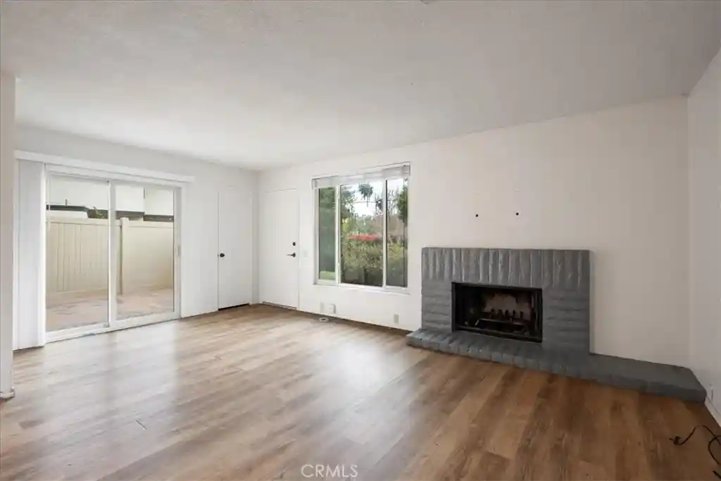 Townhouse for sale at 265 Rancho Dr #C, Chula Vista, CA 91911 | MLS# SW26019763