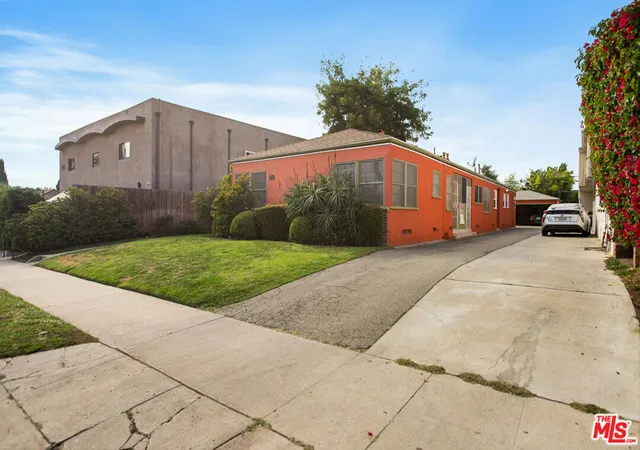 4th image of 833 N Poinsettia Pl, Los Angeles, CA 90046 | MLS# 26644191