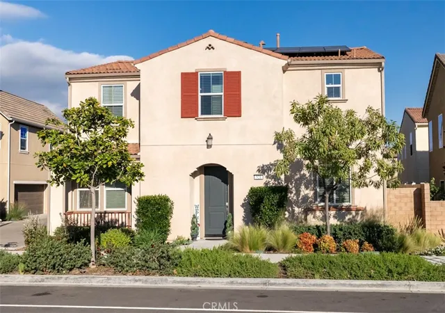 Single family home for sale at 521 N Santa Paula, Santa Paula, CA 93060 | MLS# PW26018419