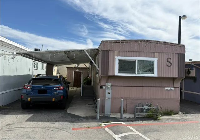Homes for sale in Gardena, CA | 1618 W 132nd #17, Gardena, CA 90249 | MLS# DW26019937