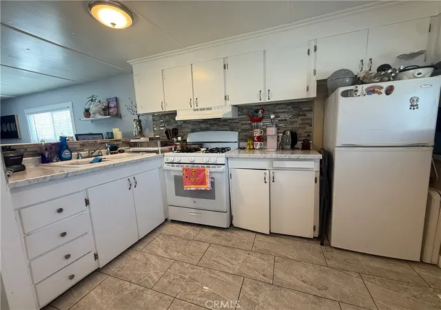 Homes for sale in Gardena, CA | 1618 W 132nd #17, Gardena, CA 90249 | MLS# DW26019937