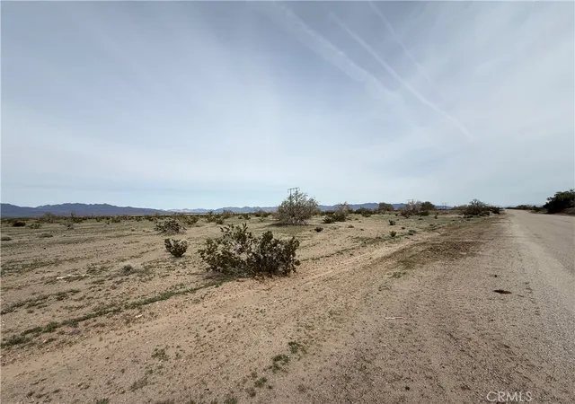 Photo 1 of Land for sale at 0 Chuckwalla Valley Rd, Blythe, CA 92225 | MLS# DW26019379 | Listing updated on 2026-09-30