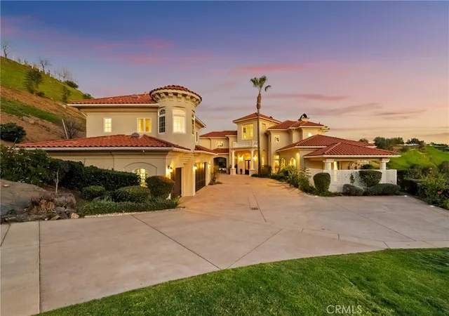 Photo 3 of Mansion for sale at 44930 Via Renaissance, Temecula, CA 92590 | MLS# OC25266615 | Listing updated on 2026-09-08