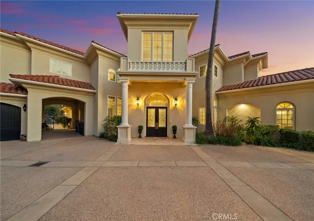 Photo 3 of Single family home for sale at 44930 Via Renaissance, Temecula, CA 92590 | MLS# OC25266615 | Listing updated on 2026-09-08