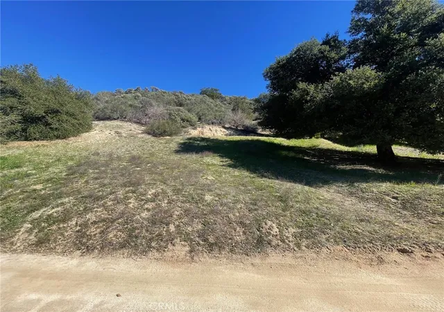 3rd image of 1 Cor El Capitan Lomita, Green Valley, CA 91390 | MLS# BB26019946