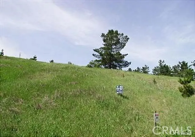 Photo 4 of Land for sale at 0 London Ln, Cambria, CA 93428 | MLS# SW26019992 | Listing updated on 2026-01-28