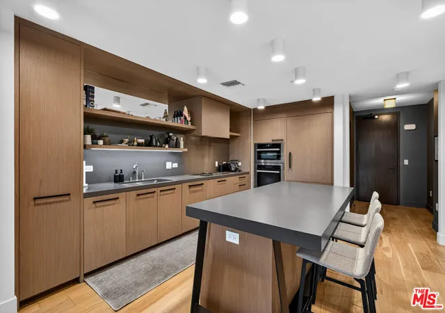 Homes for sale in Los Angeles, CA | 10777 Wilshire Blvd, Los Angeles, CA 90024