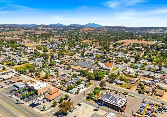 44th image of 549 D St, Ramona, CA 92065 | MLS# NDP2600868