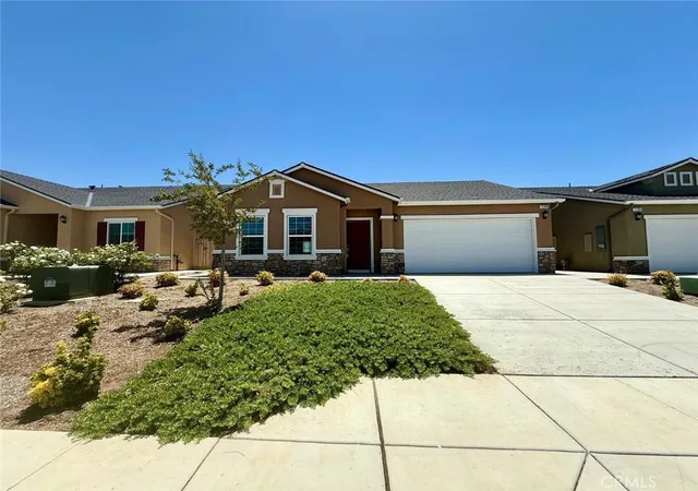 Photo 1 of Single family home for sale at 1204 E Orange St, Avenal, CA 93204 | MLS# FR26020420 | Listing updated on 2026-09-21
