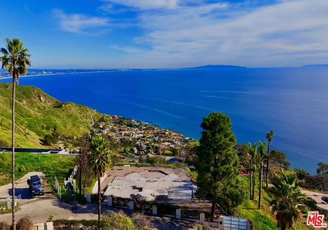 Photo 1 of Land for sale at 20765 Big Rock Dr, Malibu, CA 90265 | MLS# 26644389 | Listing updated on 2026-10-02