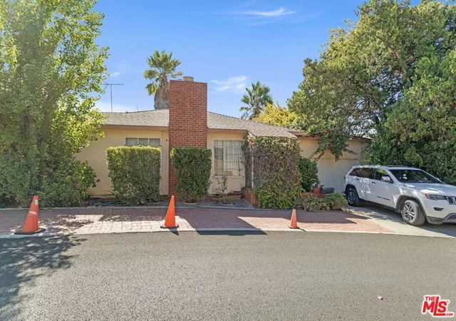 8th image of 216 Stockbridge Ave, Alhambra, CA 91801 | MLS# 26644775