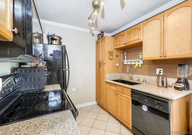 4th image of 12923 Mapleview St, Lakeside, CA 92040