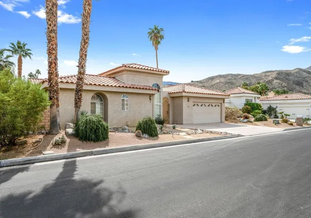 Photo 3 of Single family home for sale at 109 Chelsea Cir, Palm Desert, CA 92260 | MLS# 219142282DA | Listing updated on 2026-06-03