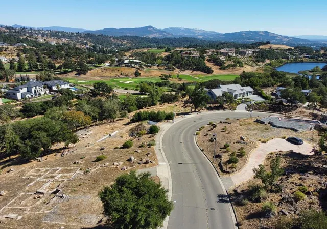 1st image of 3776 Skyfarm Dr, Santa Rosa, CA 95403 | MLS# ML82032994