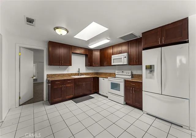 Homes for sale in Yucca Valley, CA | 55689 Highland, Yucca Valley, CA 92284 | MLS# IV26021184