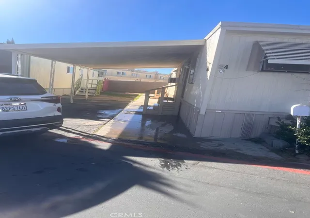 3rd image of 16473 Green Tree Blvd, Victorville, CA 92395 | MLS# IG26020792