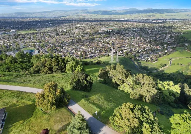 Photo 3 of Land for sale at 20011 Graystone Ln, San Jose, CA 95120 | MLS# ML82033014 | Listing updated on 2026-10-01