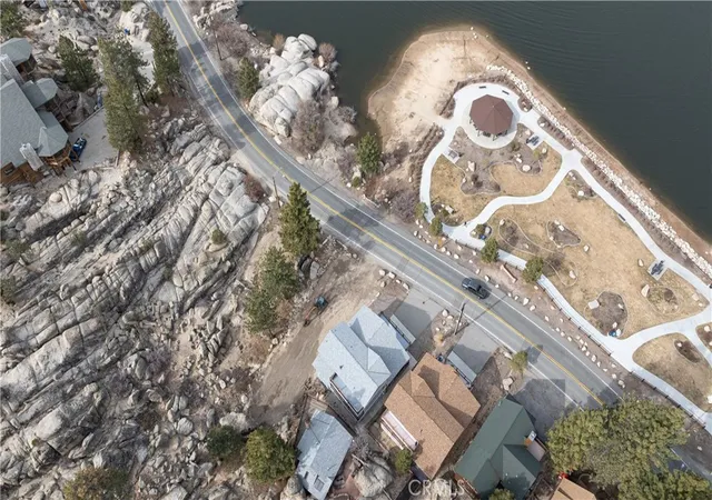 3rd image of 39027 Big Bear Blvd, Big Bear Lake, CA 92315 | MLS# IG26017193