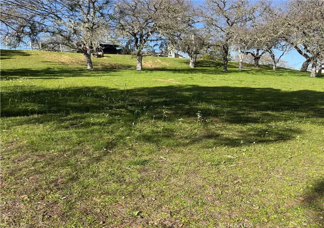 2nd image of 2449 Captains, Bradley, CA 93426 | MLS# NS26021414