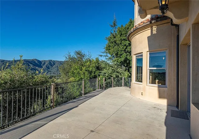 38th image of 4430 Rosebank, La Canada Flintridge, CA 91011 | MLS# TR26021080
